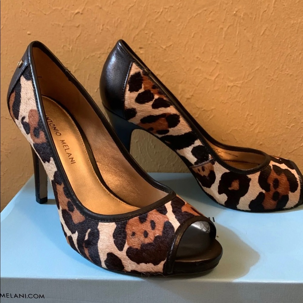 Antonio Melani Quinn Leopard Heel